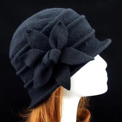 100% Pure Wool Hexagonal Flower Casual Warm Knitted Winter Beanie