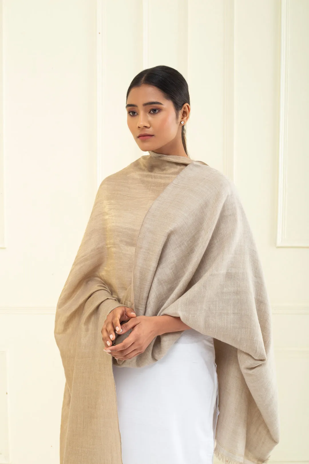 Zarb-e-Kaleem Metallic Reversible Cashmere Shawl