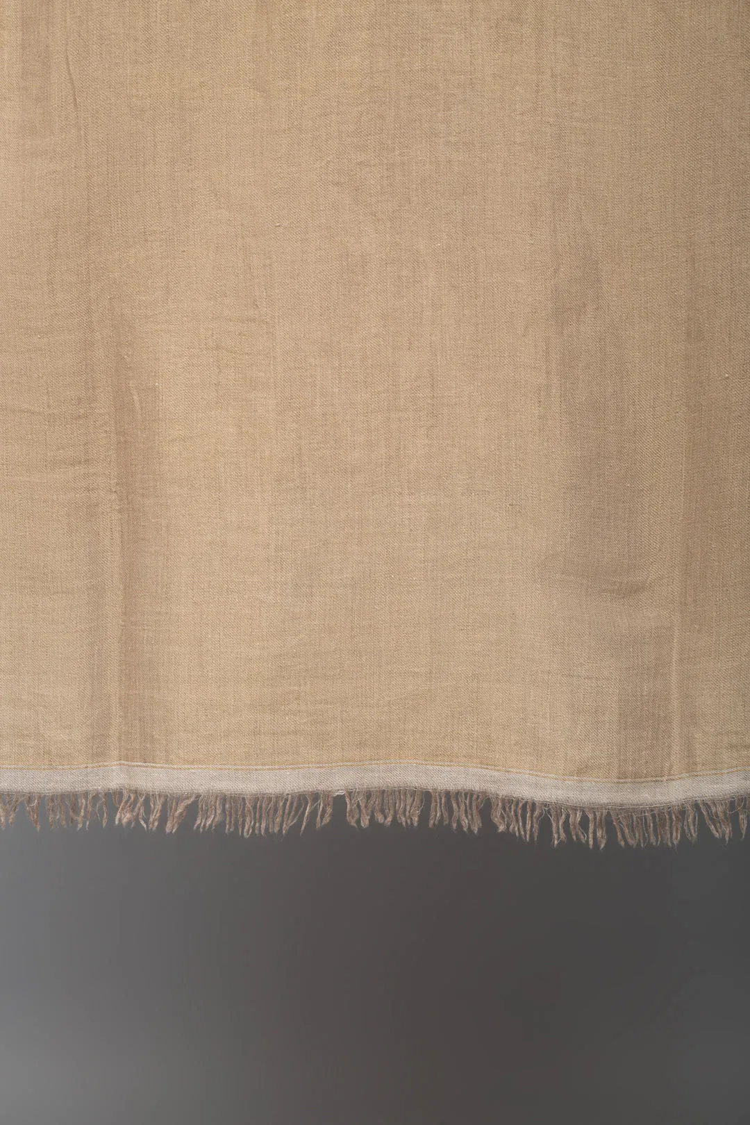 Zarb-e-Kaleem Metallic Reversible Cashmere Shawl